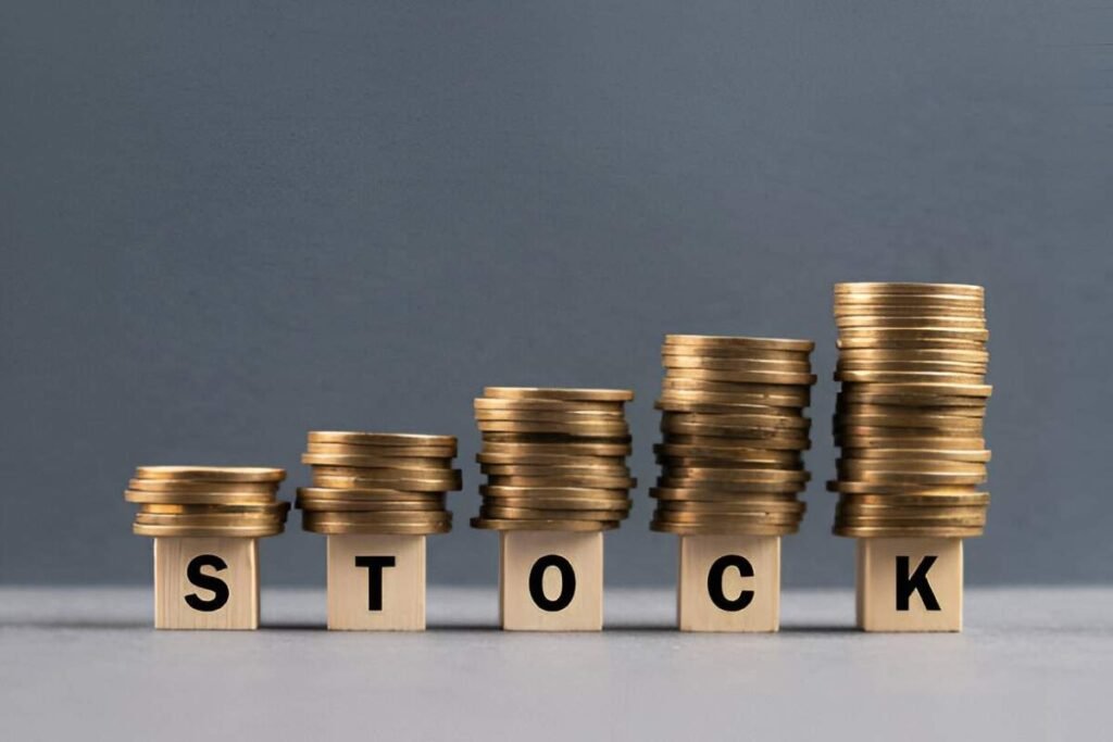 6 preferred stocks to buy and hold