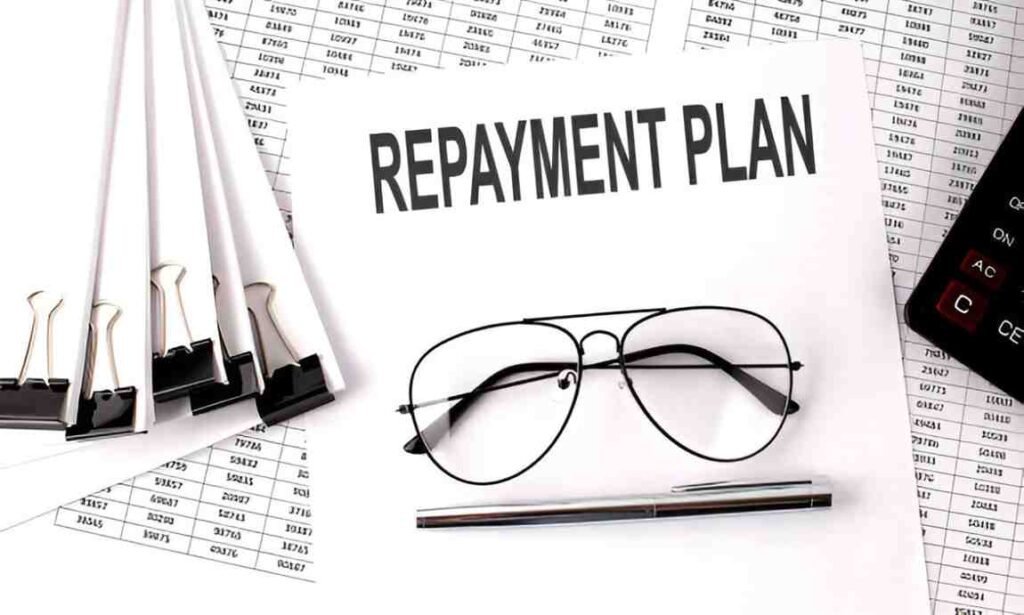 anaylyze debt repayment in retirement plan