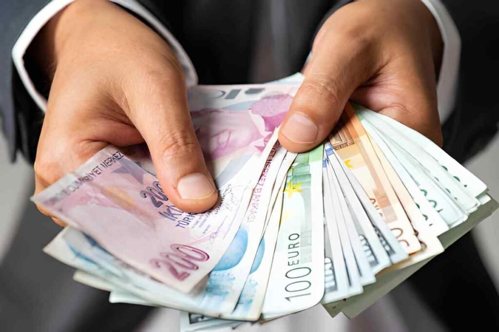 Buy and Hold Foreign Currency