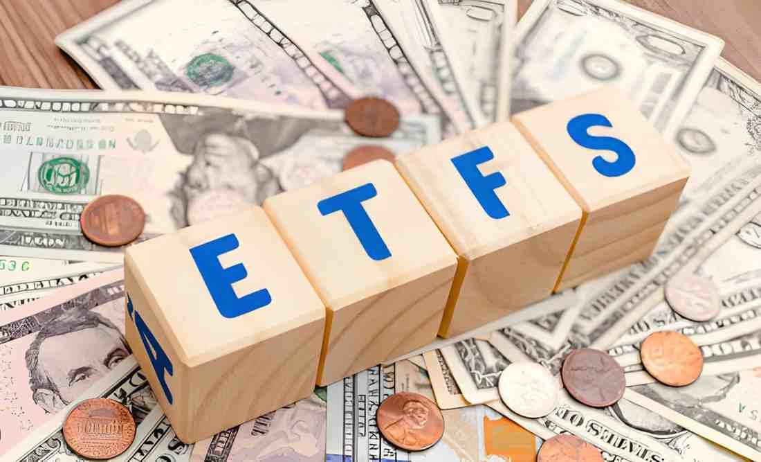 The Best ETFs to Buy and Hold Forever: A Permanent Portfolio Strategy ...