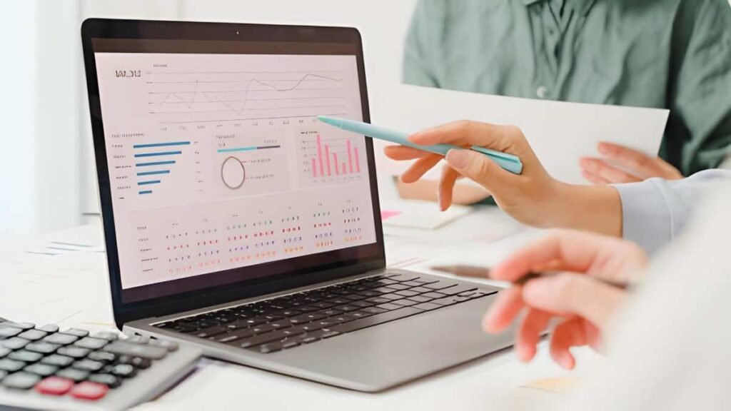 Auditors-Invest-in-Index-Funds.jpg