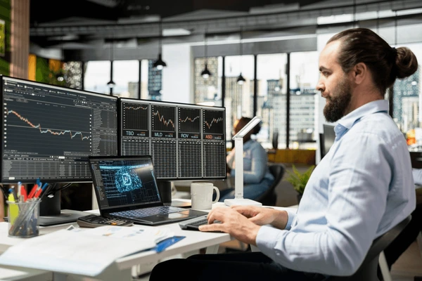 Algorithmic Trading Firms Overview, Strategies, and Market Impact