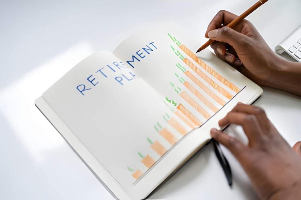 Contributing to Employee Retirement Plans to Reduce Worker Turnover