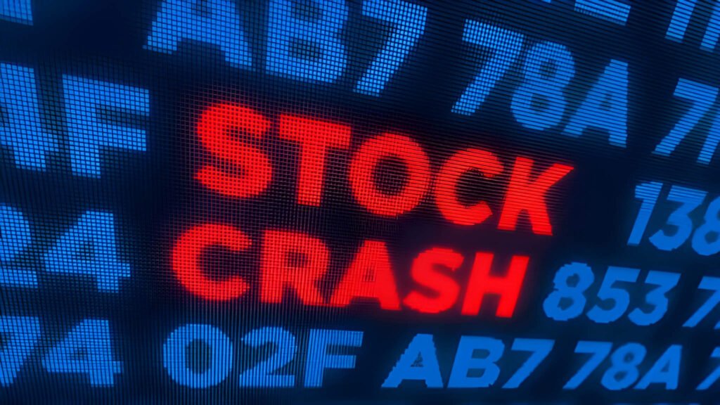 Algorithmic Trading in Stock Market Crashes