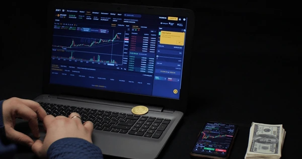 Broker-Neutral Algorithmic Trading Platforms